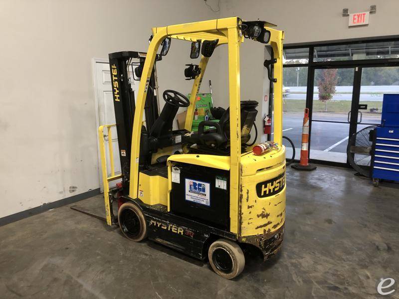 2017 Hyster E30XN