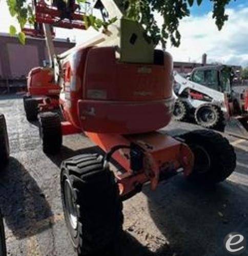 2013 JLG 450AJ