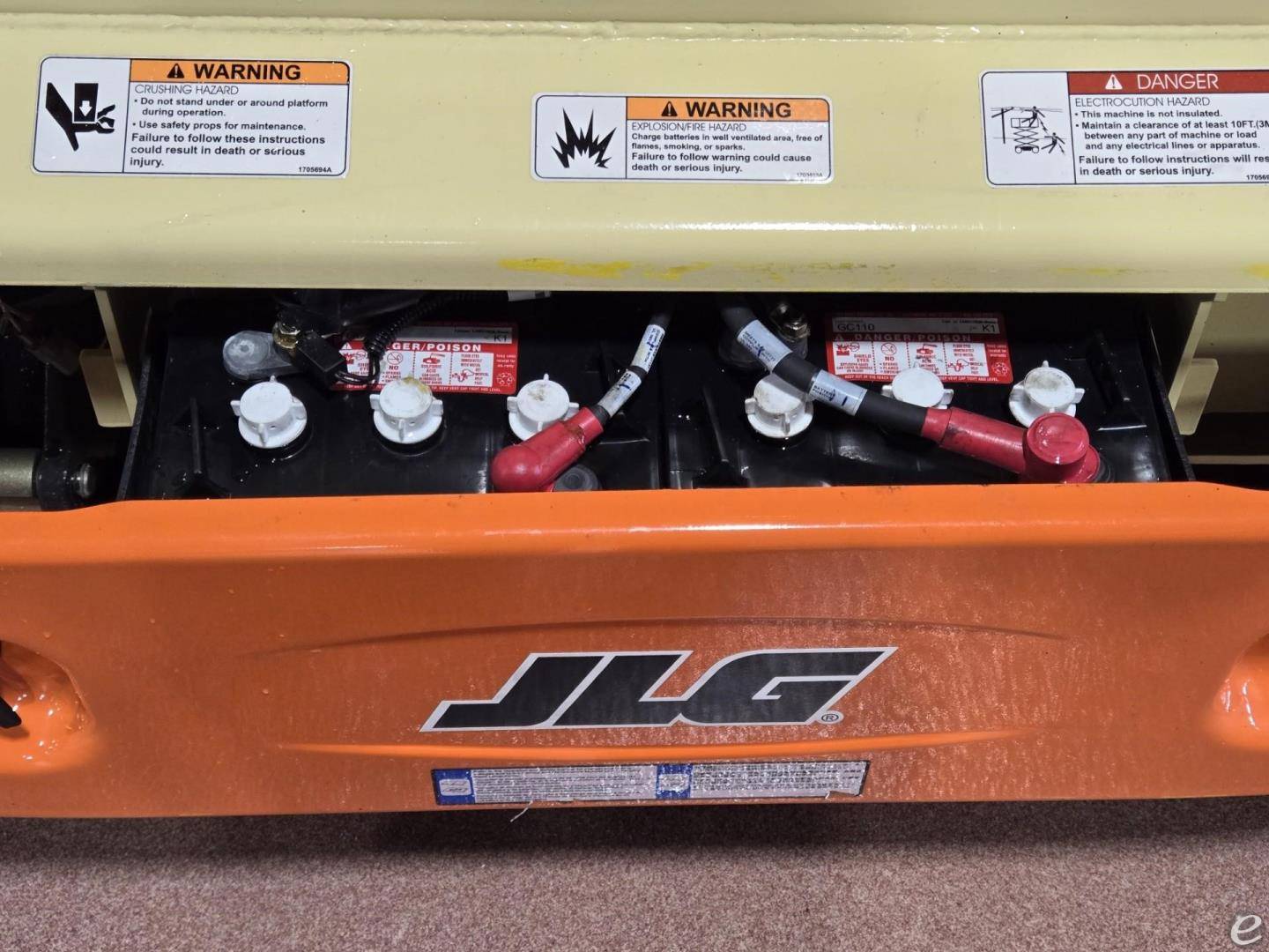 2018 JLG 3246ES