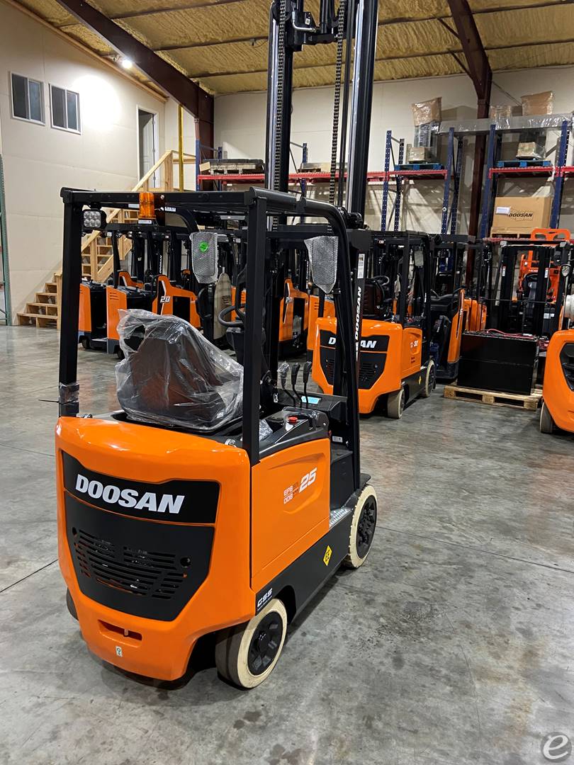 2023 Doosan BC25S-7