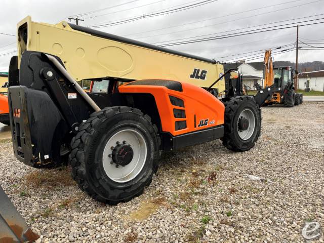 2021 JLG 1255