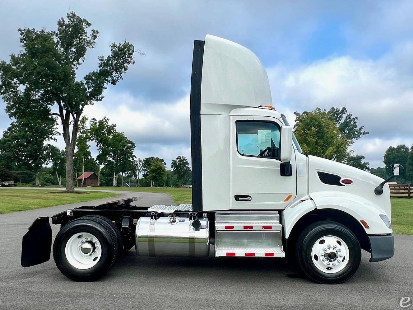 2021 Peterbilt 579