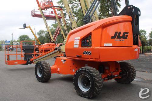 2016 JLG 400S