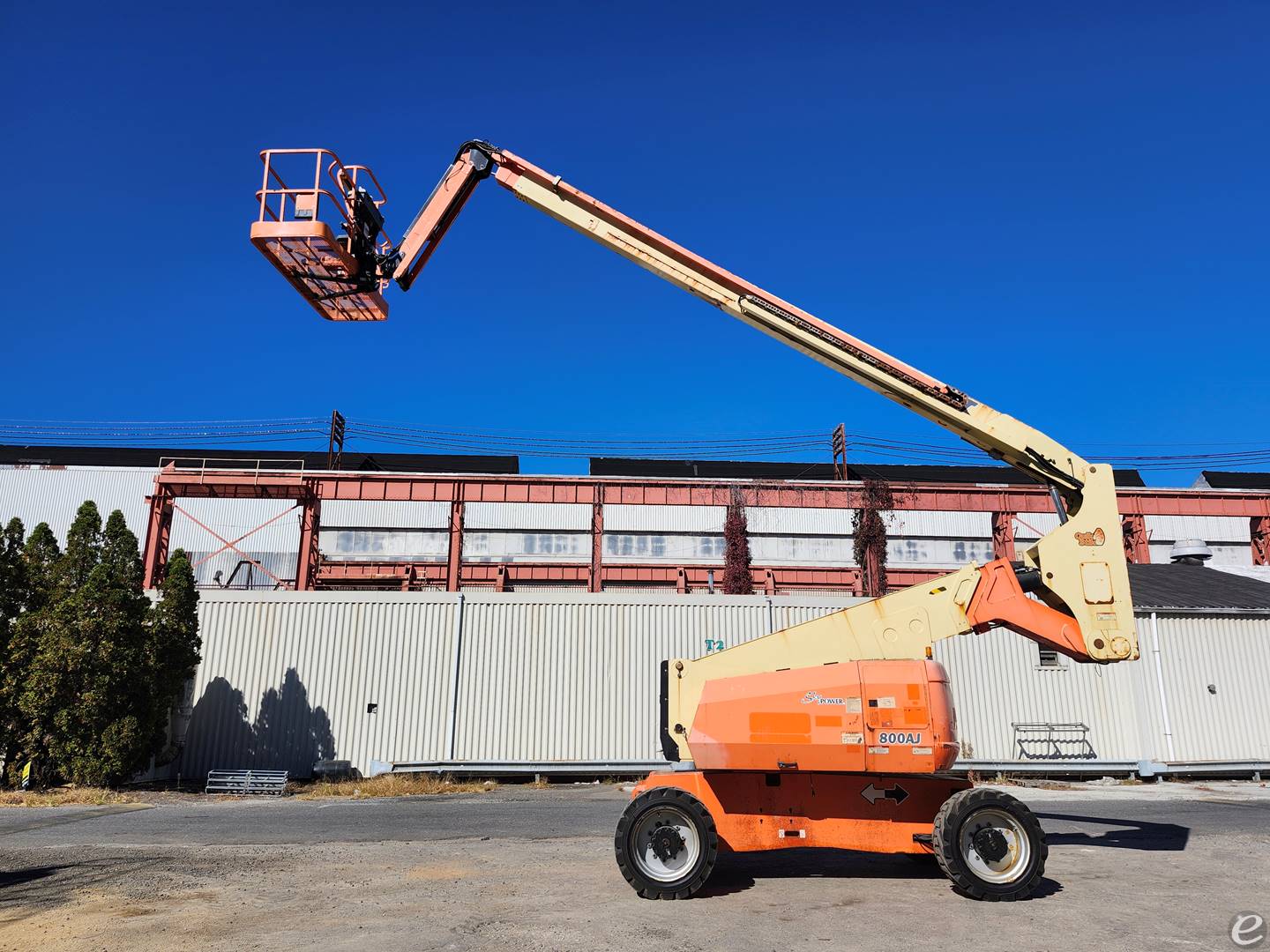 2017 JLG 800AJ