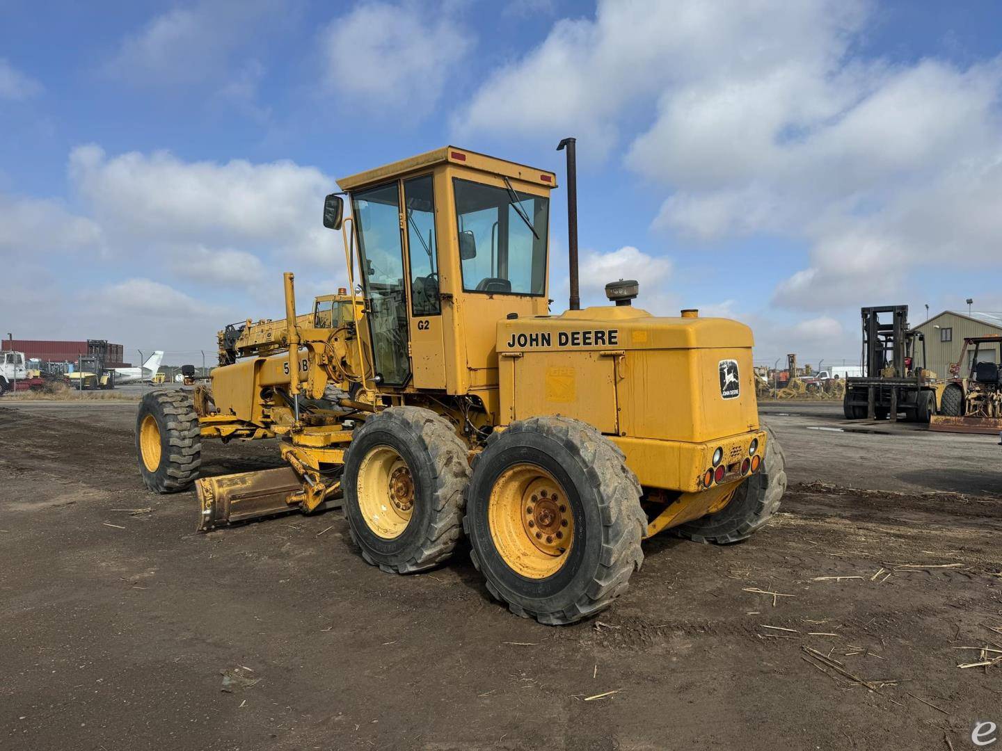 1989 John Deere 570B