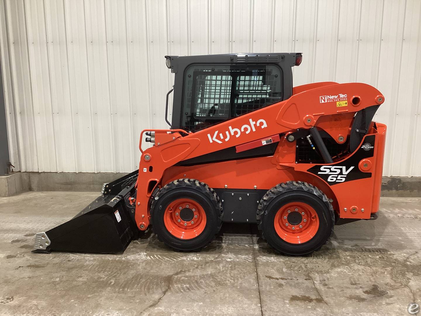 2024 Kubota SSV65PHC