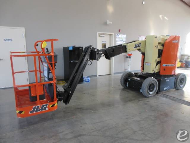 2024 JLG E300AJP