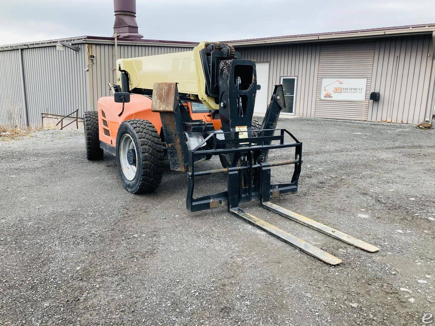 2015 JLG G12-55A