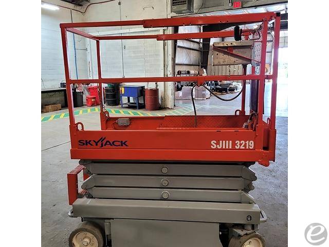 2014 Skyjack SJ-3219