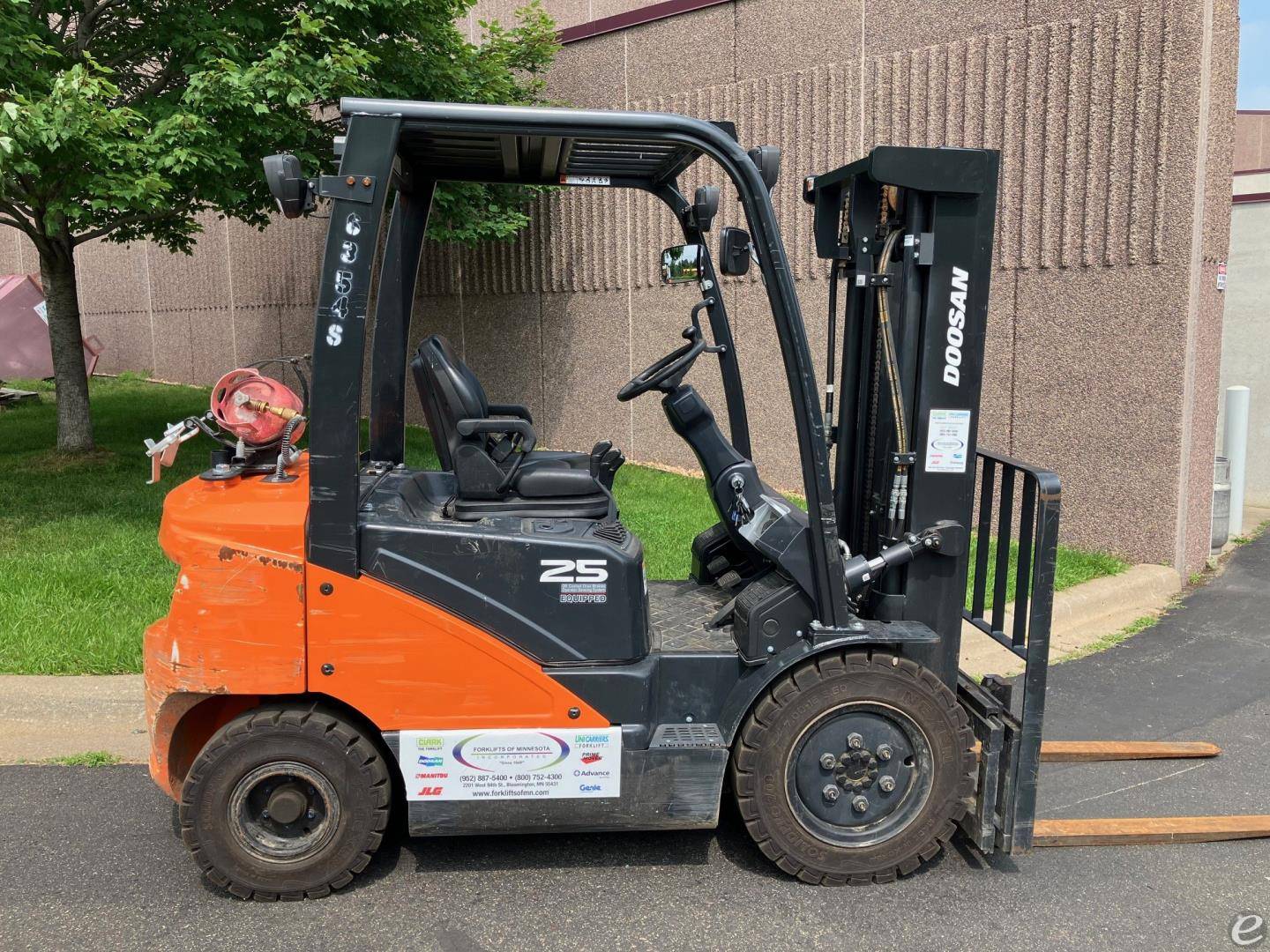 2022 Doosan G25E-7 - $19,980.00