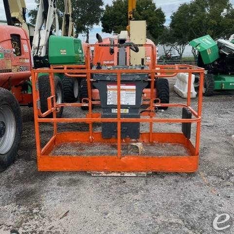 2016 JLG 450AJ