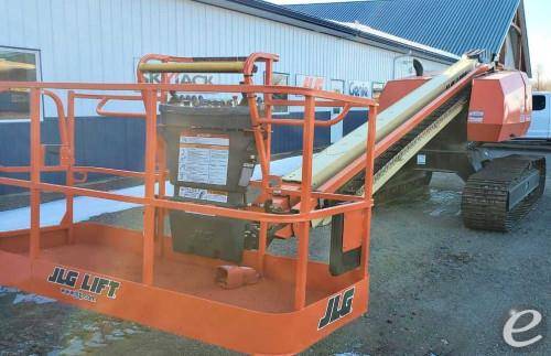 2011 JLG 600SC