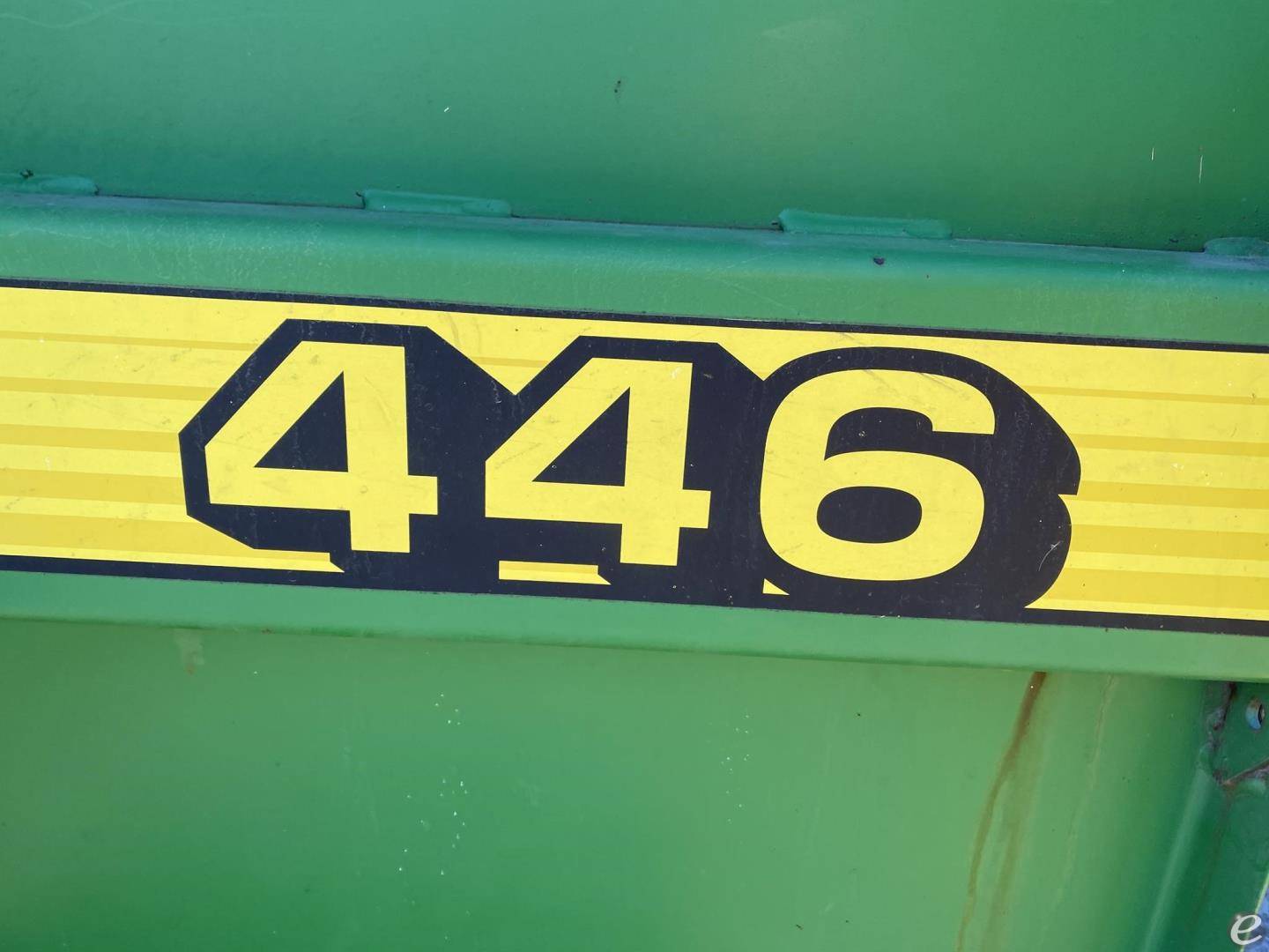 John Deere 446