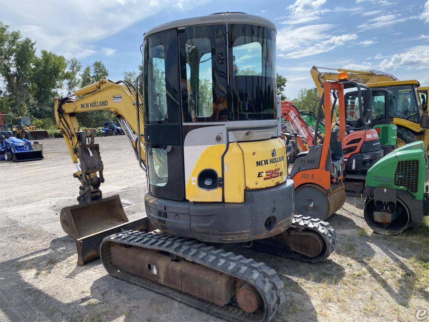 2008 New Holland E35B