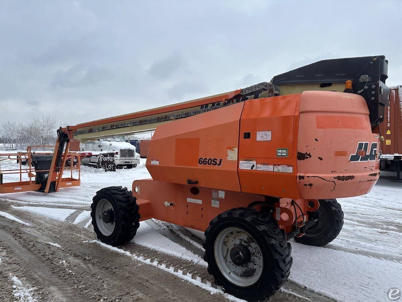 2017 JLG 660SJ