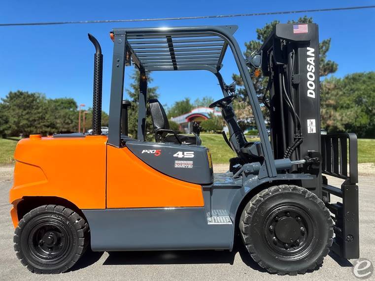 2012 Doosan D45S-5