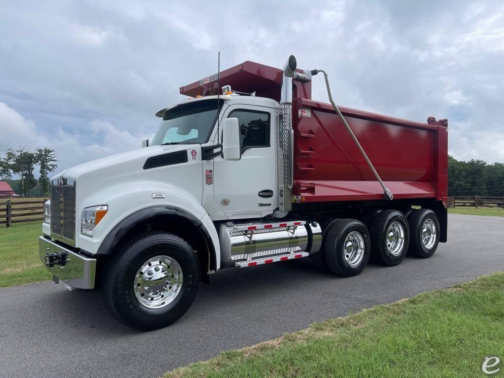 2024 Kenworth T880S