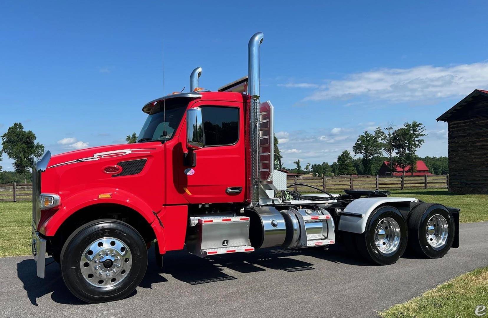 2020 Peterbilt 567