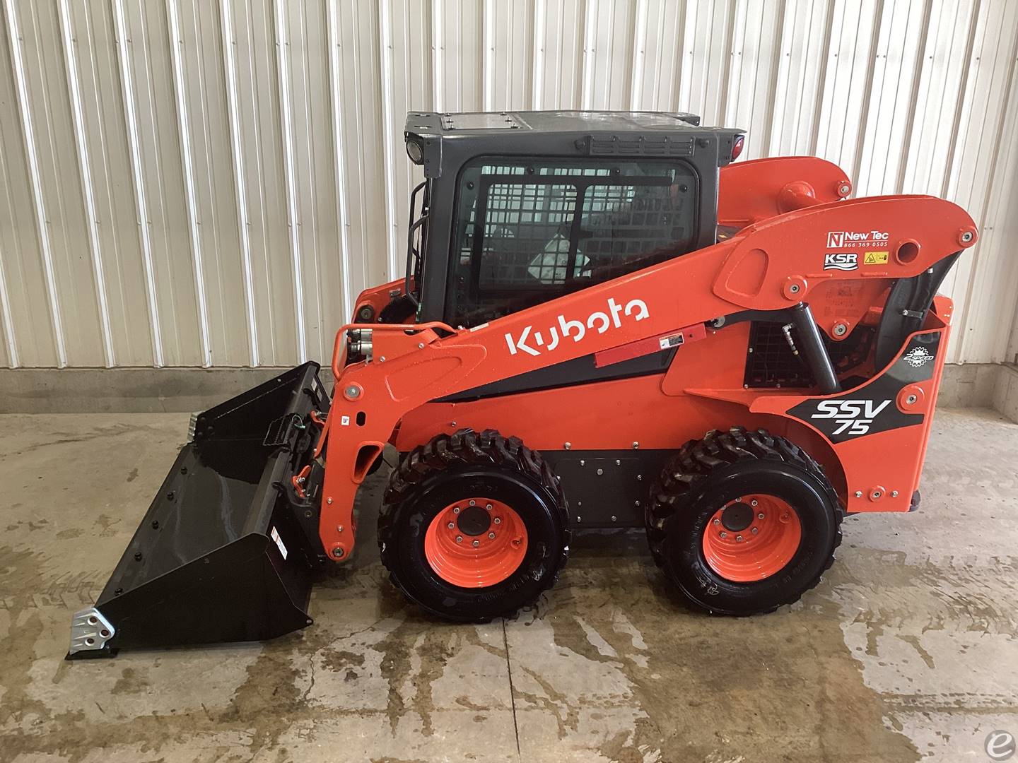 2024 Kubota SSV75HFRC