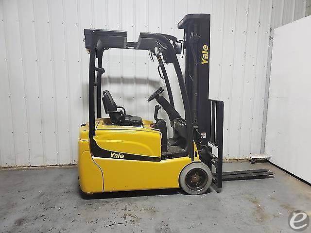 2015 Yale ERP035VT