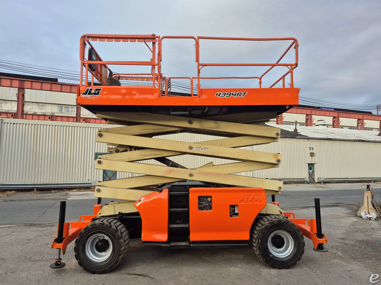 JLG 4394RT