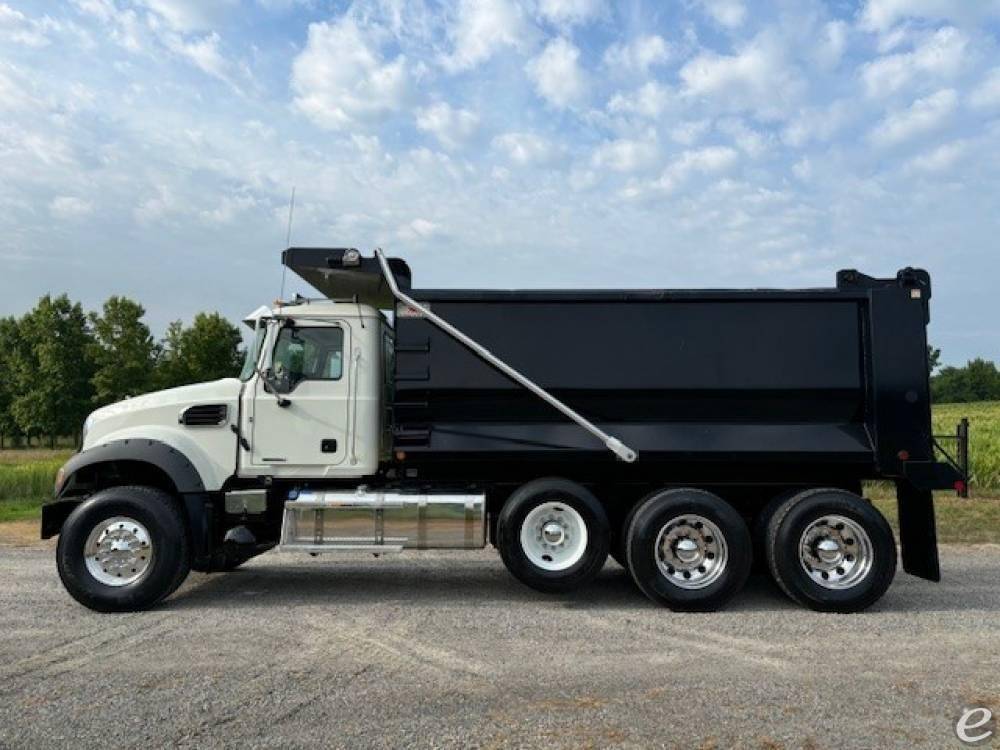 2024 Mack GRANITE 64FR