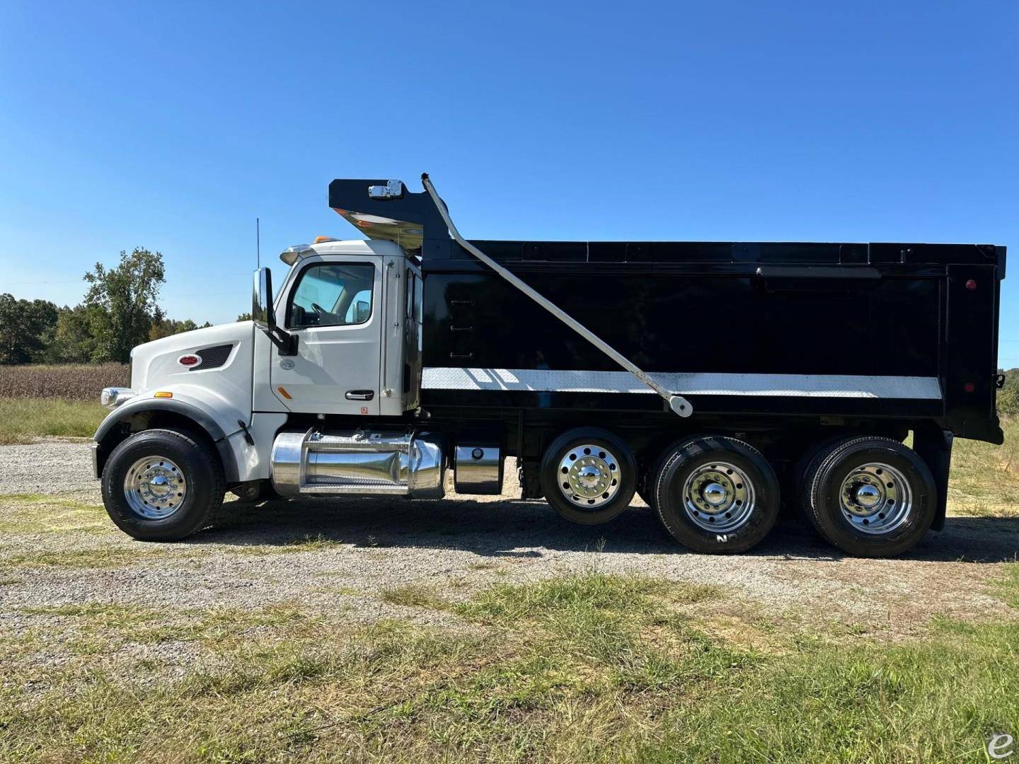 2019 Peterbilt 567