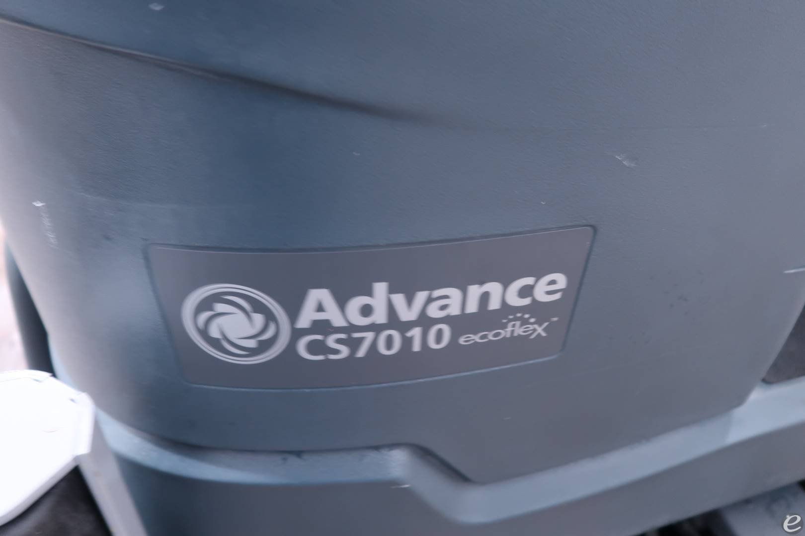 2019 Advance CS7010 48B