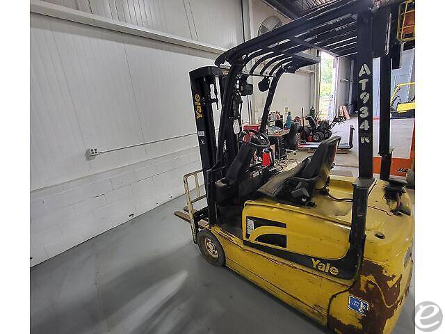 2017 Yale ERP035VT