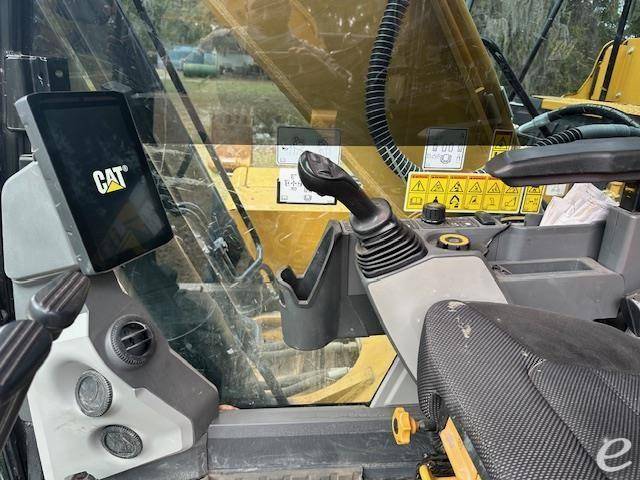 2023 Cat 326