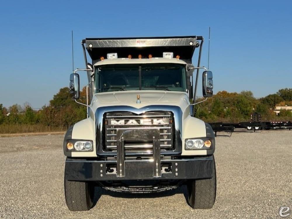 2024 Mack GRANITE 64FR