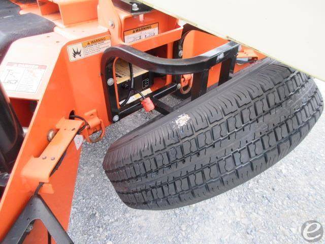 2018 JLG T500J