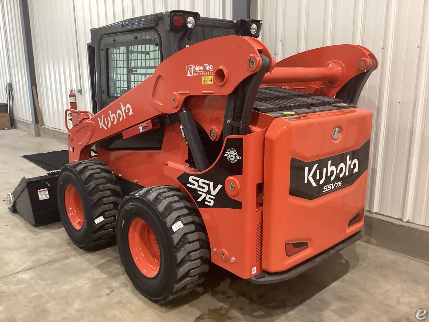 2024 Kubota SSV75PHFC