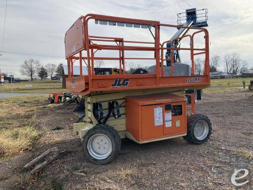 2013 JLG 260MRT