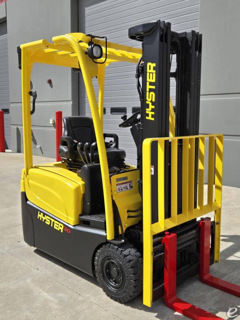 2016 Hyster J30XNT