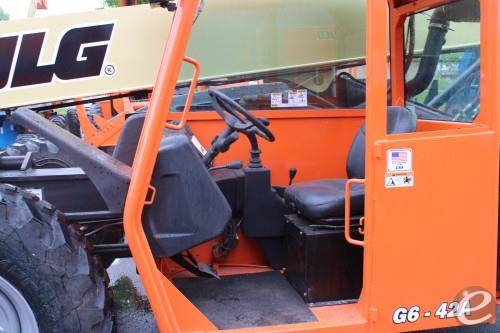 2014 JLG G6-42A