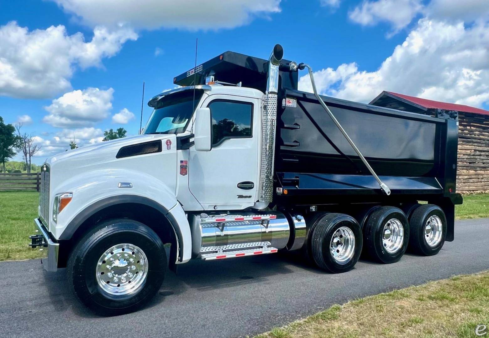 2023 Kenworth T880S