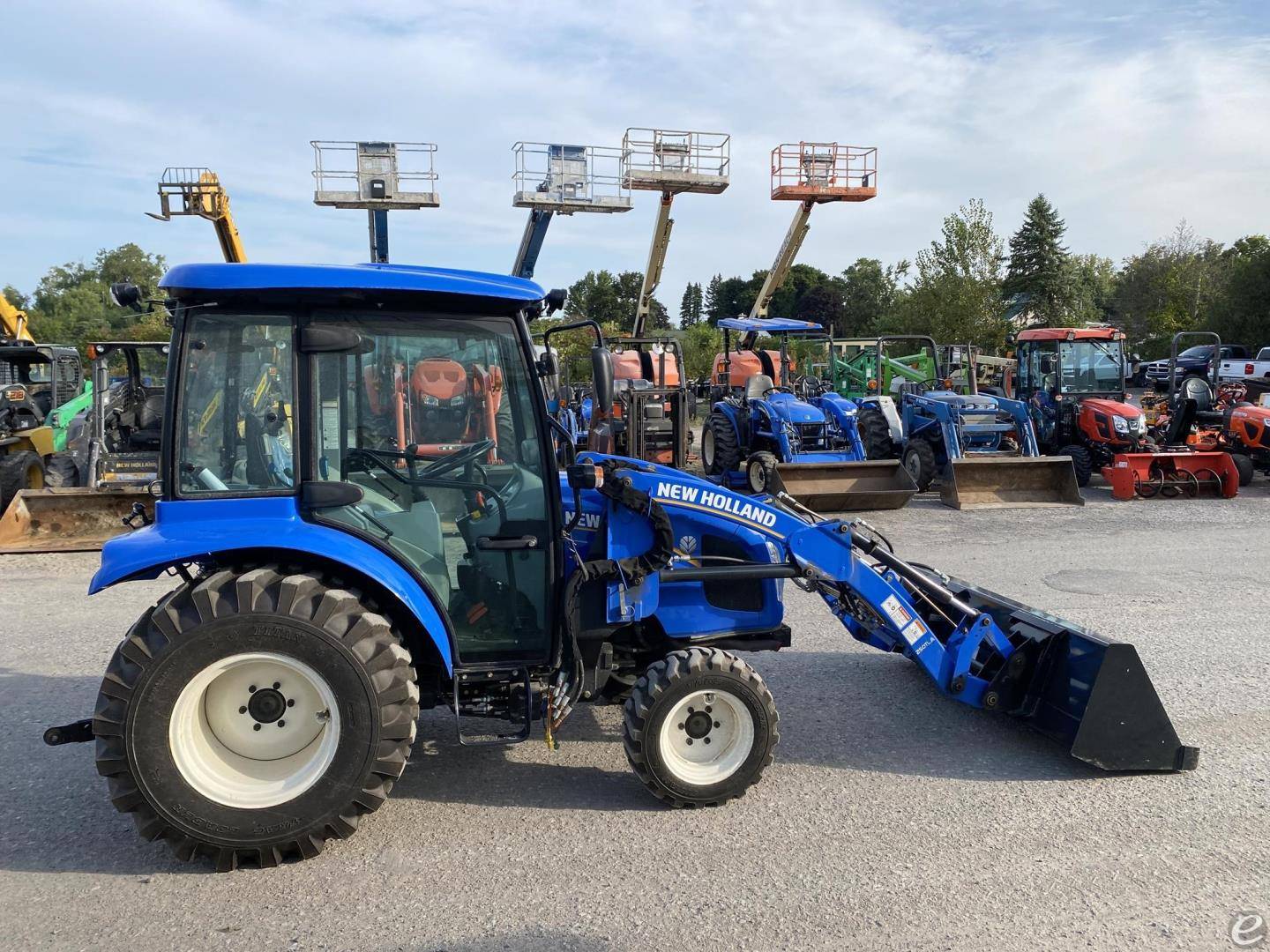 2017 New Holland BOOMER 37