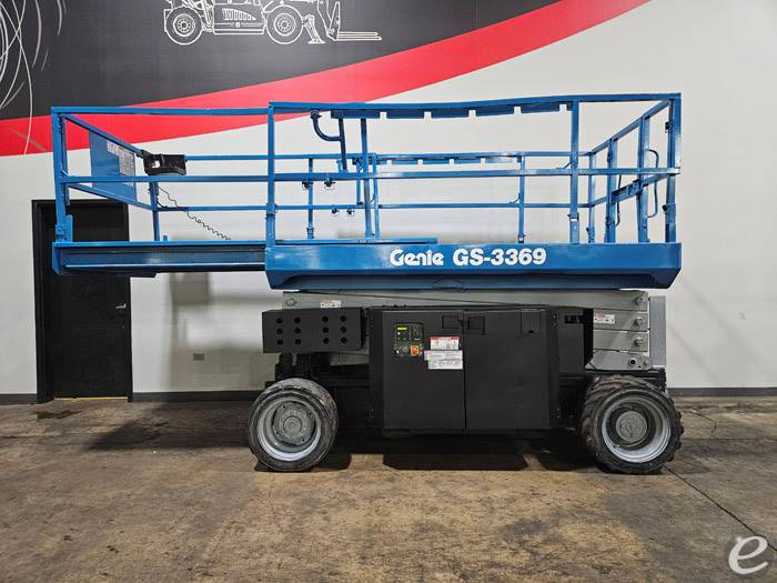 2012 Genie GS3369RT