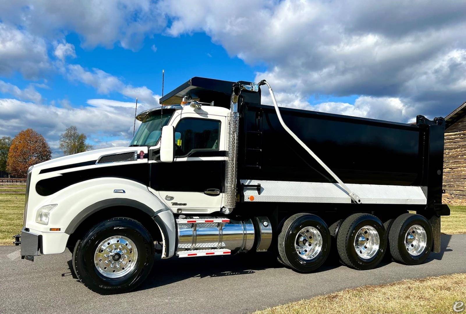 2019 Kenworth T880