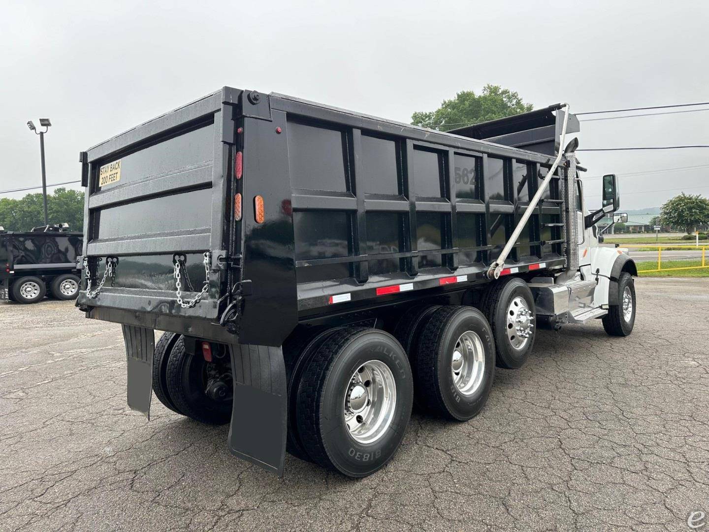 2017 Peterbilt 567