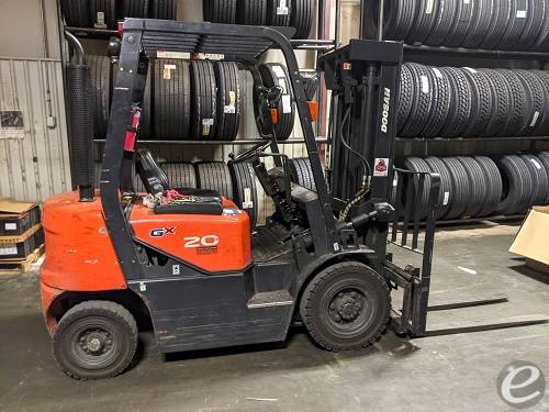 2010 Doosan D20G