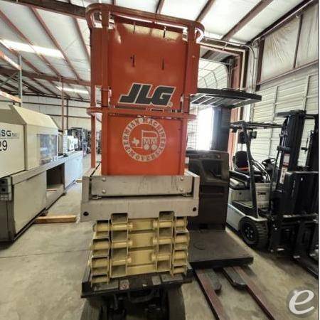 2012 JLG 2630ES