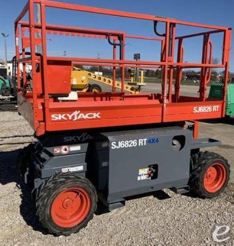 2013 Skyjack SJ6826RT