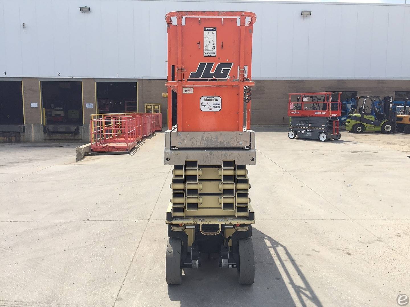 2014 JLG 2630ES