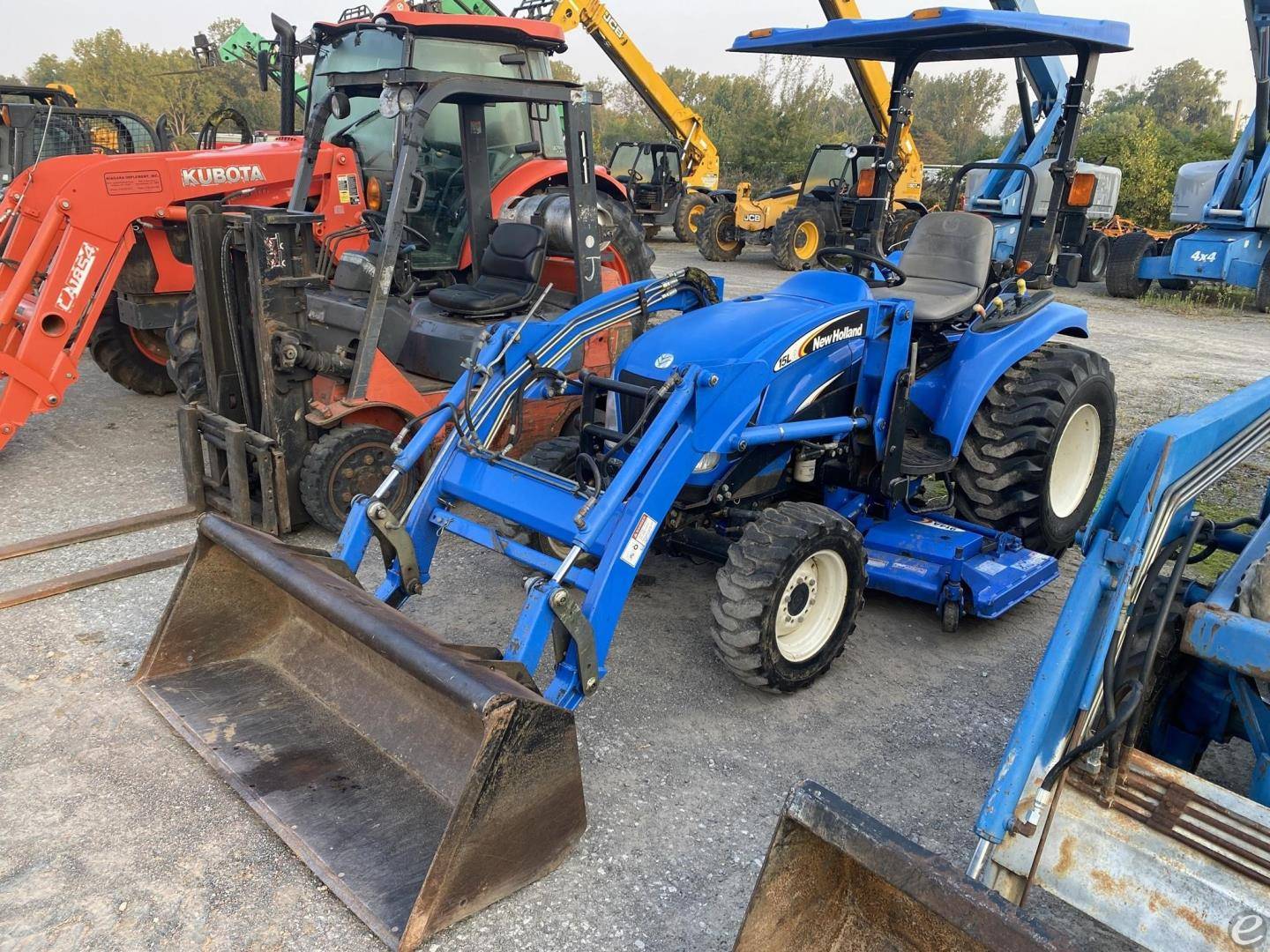 2004 New Holland TC33DA