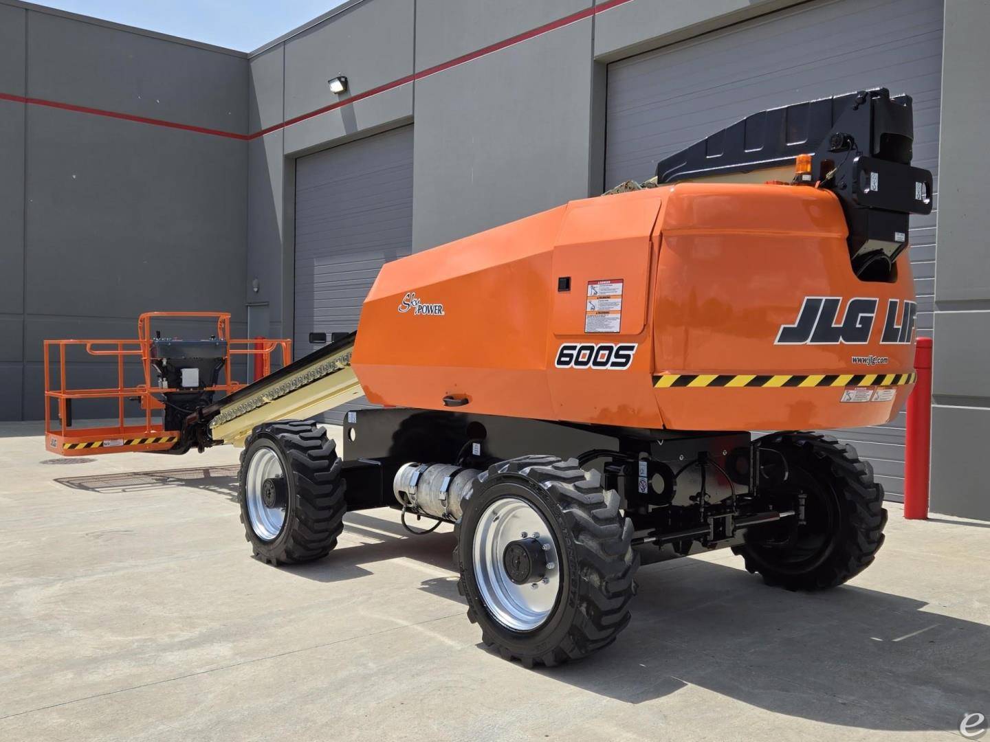 2014 JLG 600S