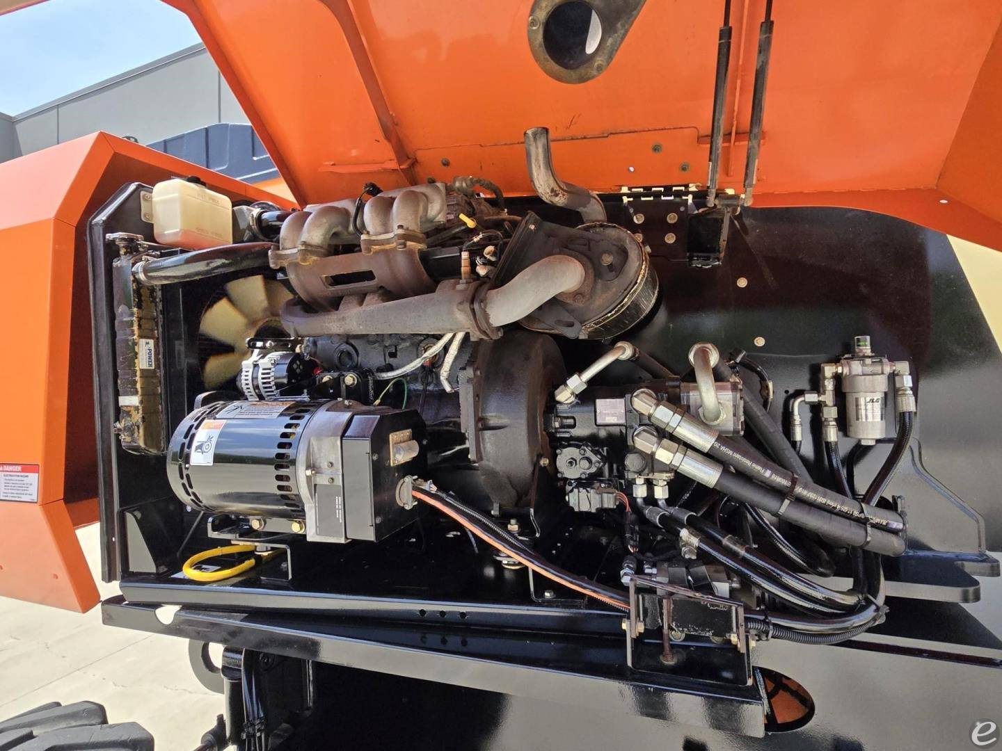 2014 JLG 600S