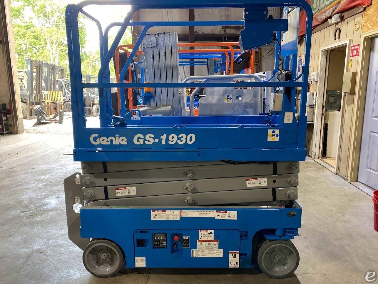 2017 Genie GS1930