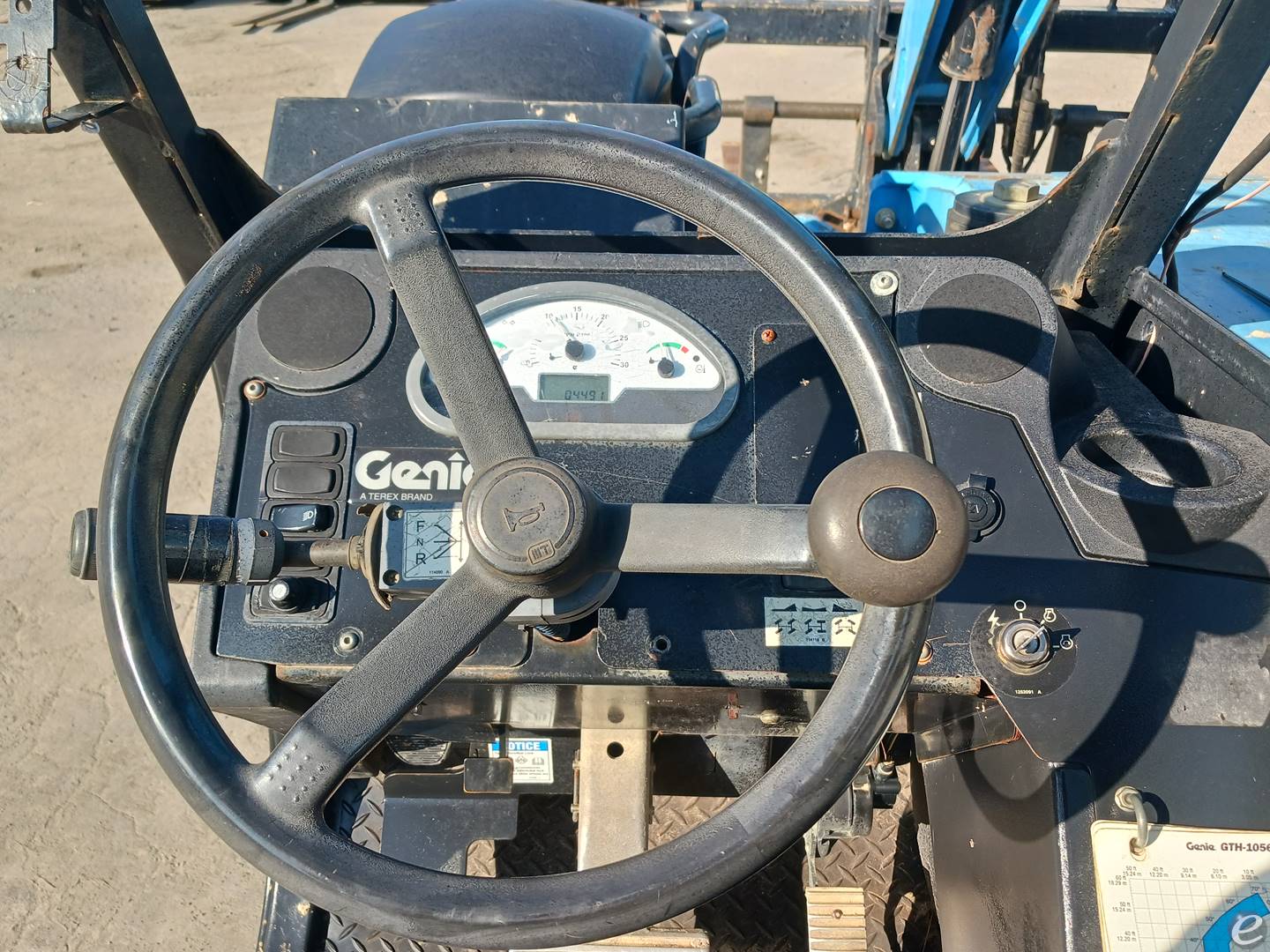 2015 Genie GTH-1056